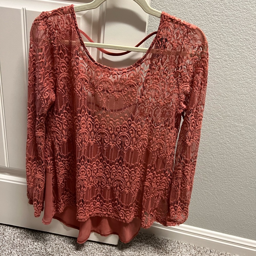 ASTR top - Picture 2 of 2